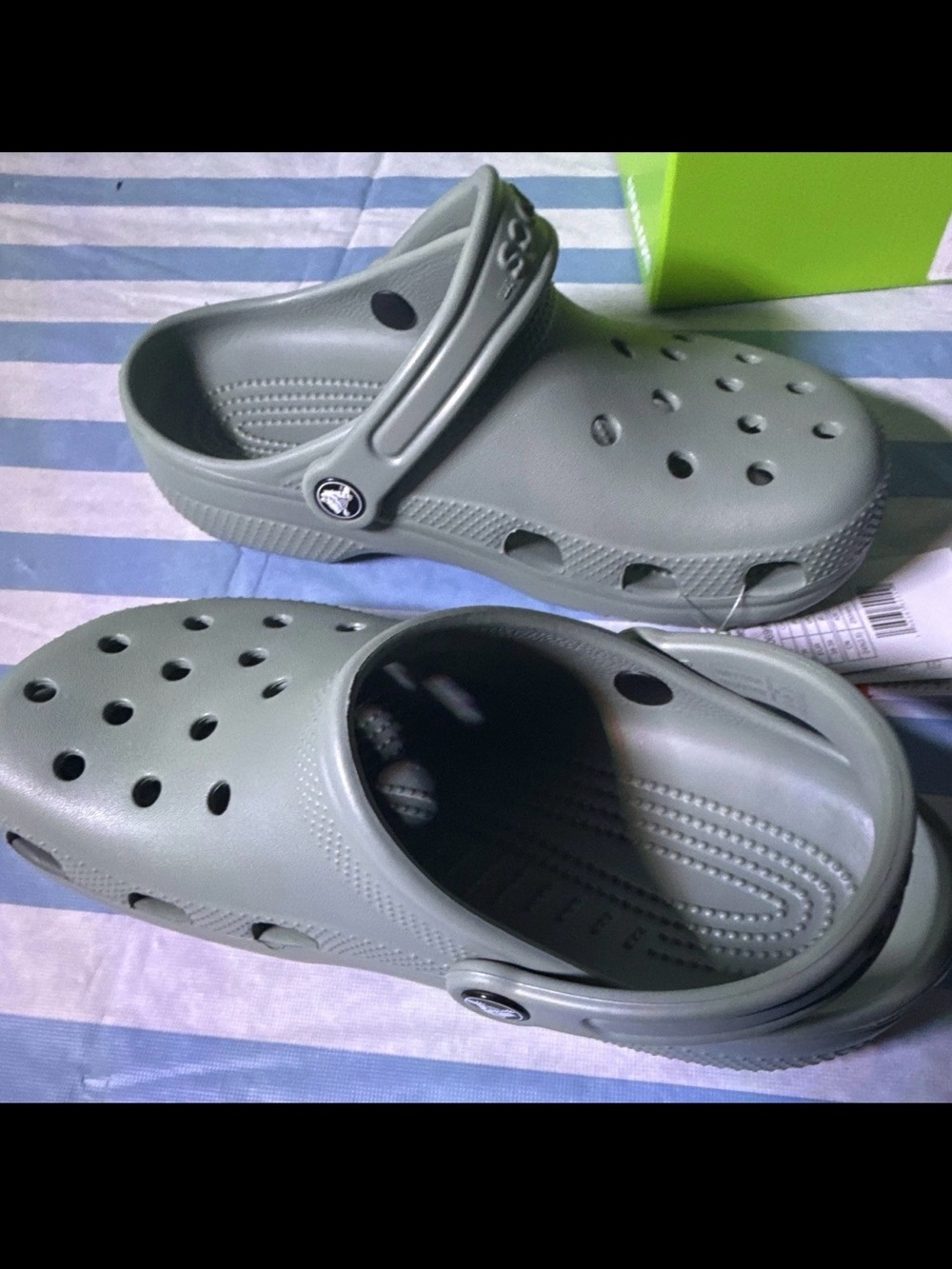 Crocs Classic Clog Moss Green Junior J6 Women 8 Men 6